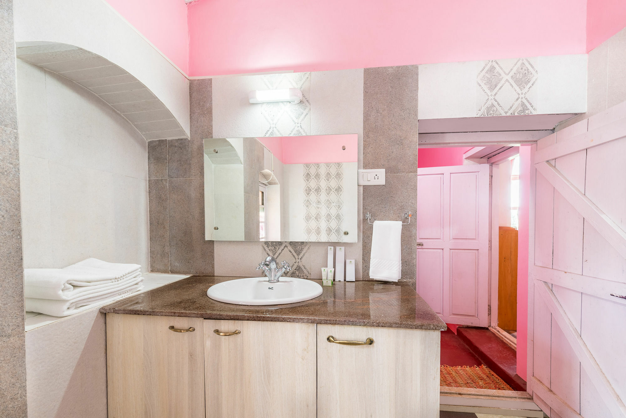 Itsy By Treebo - Rosefield Heritage Ooty Exteriér fotografie